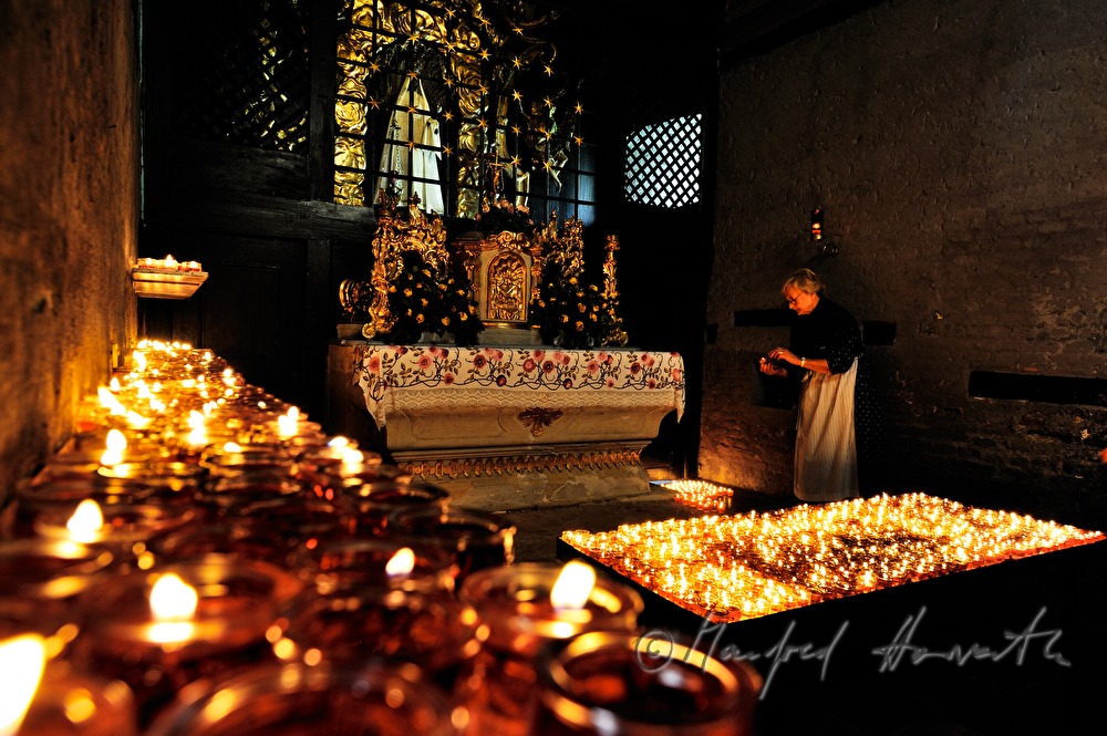 service at the Gnadenkapelle (Chapel of Grace)