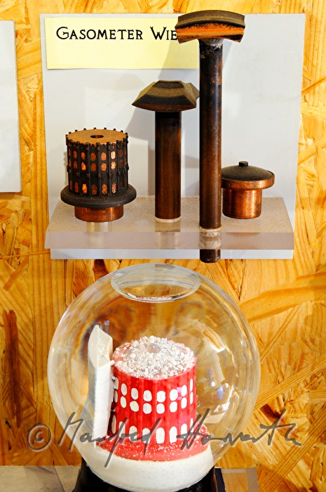 snow globe and prototypes of the Viennese Gasometer