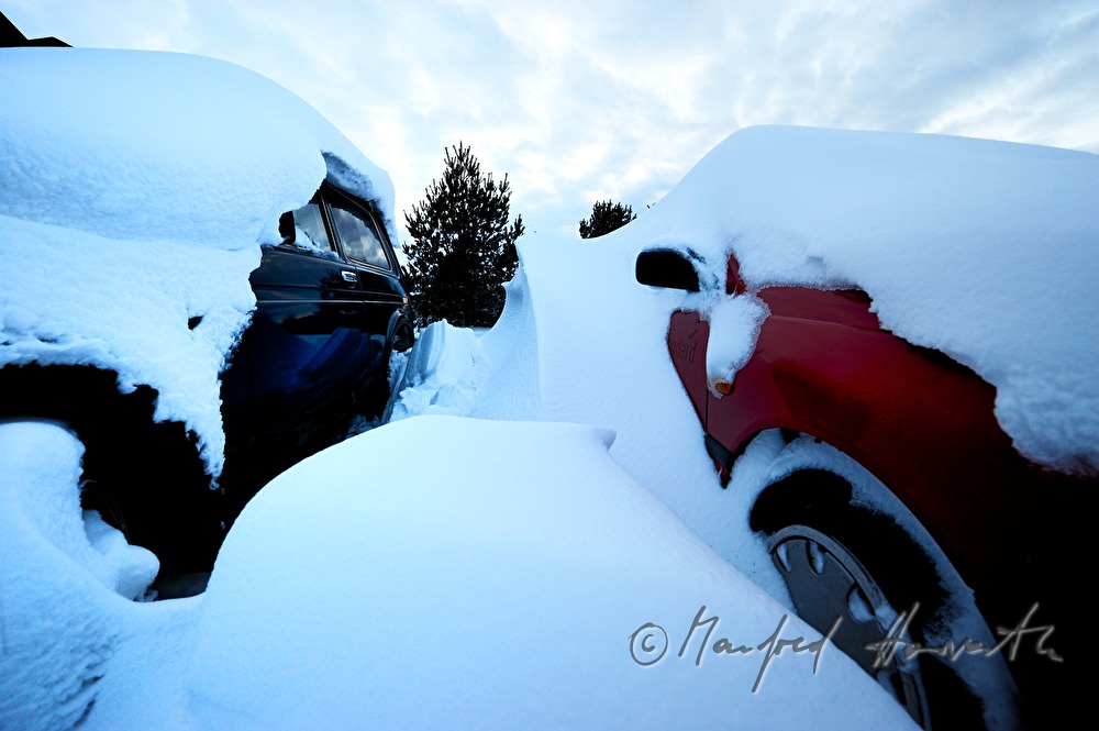 cars stuck in the snow