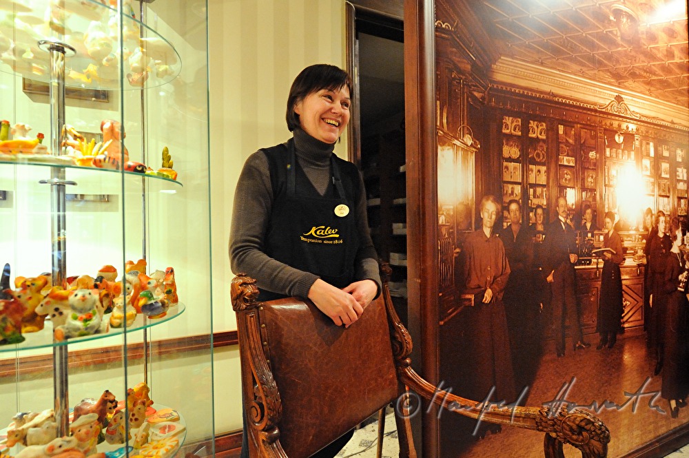 sales assistant of the pastry shop KALEV