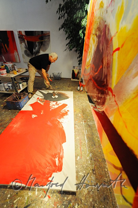 Sepp Laubner painting in his studio