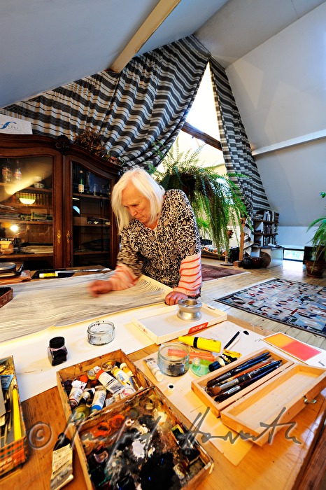 textile artist VESNA in her studio