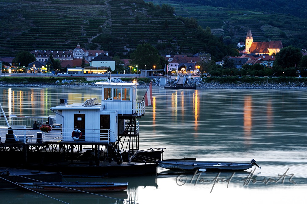 the flying bridge crosses the Danube