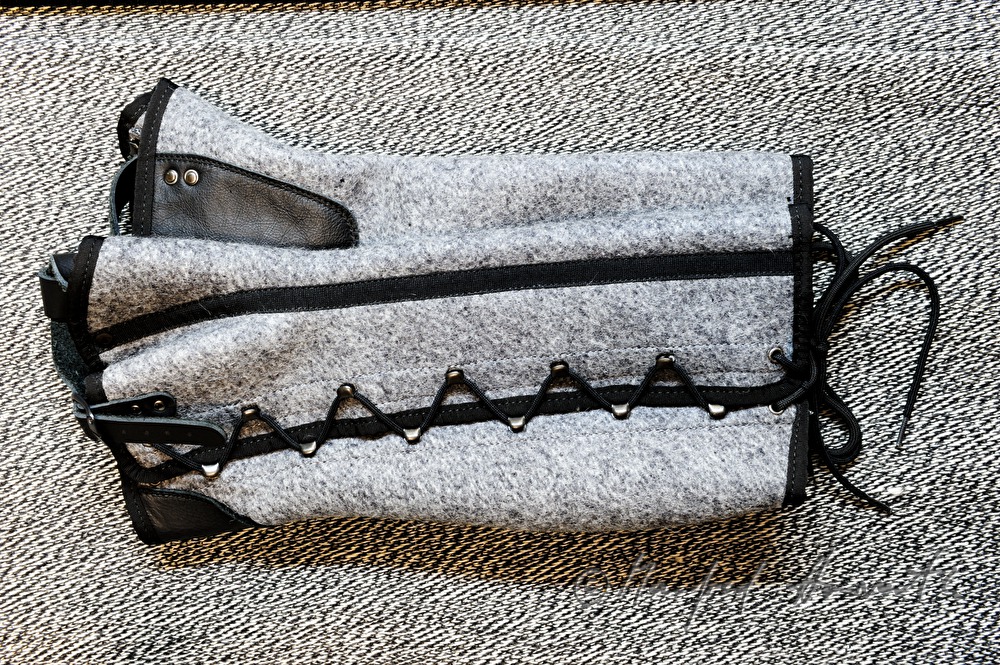 gaiters made of loden