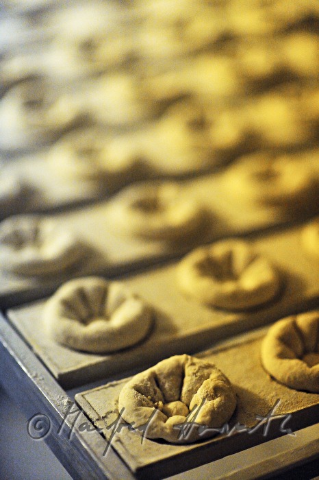 bread rolls before baking