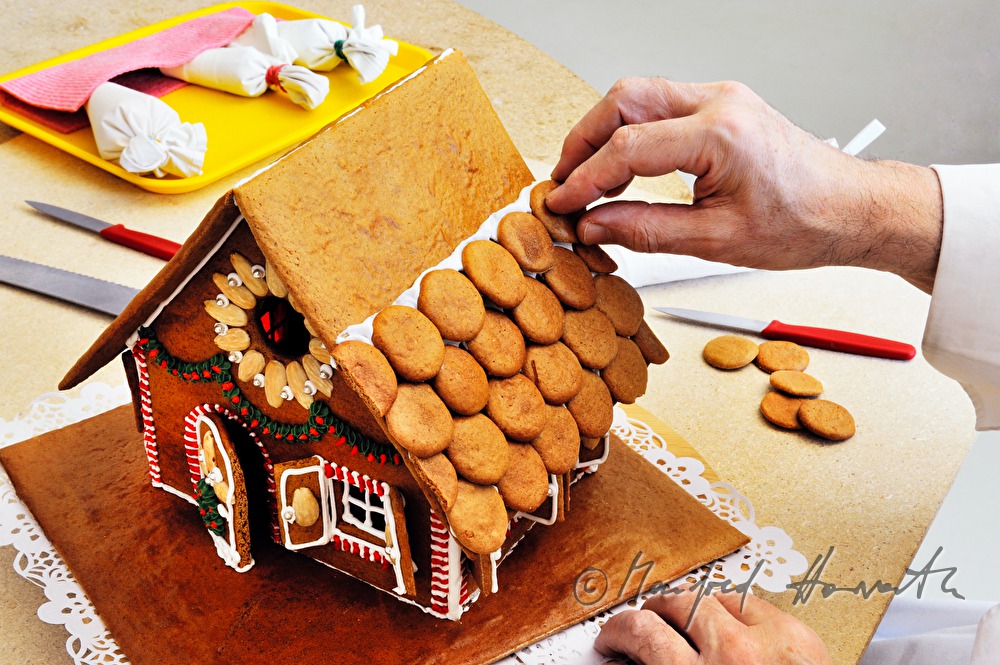 the making of a gingerbread house
