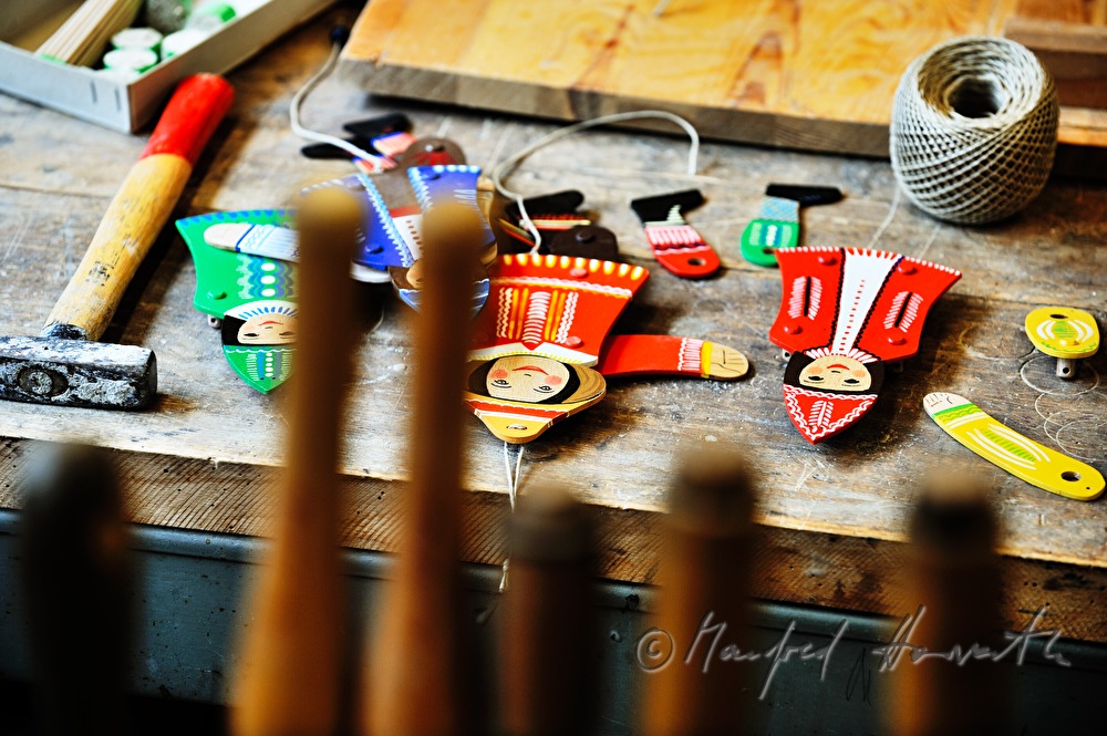 making of wooden toys by Hans WURM