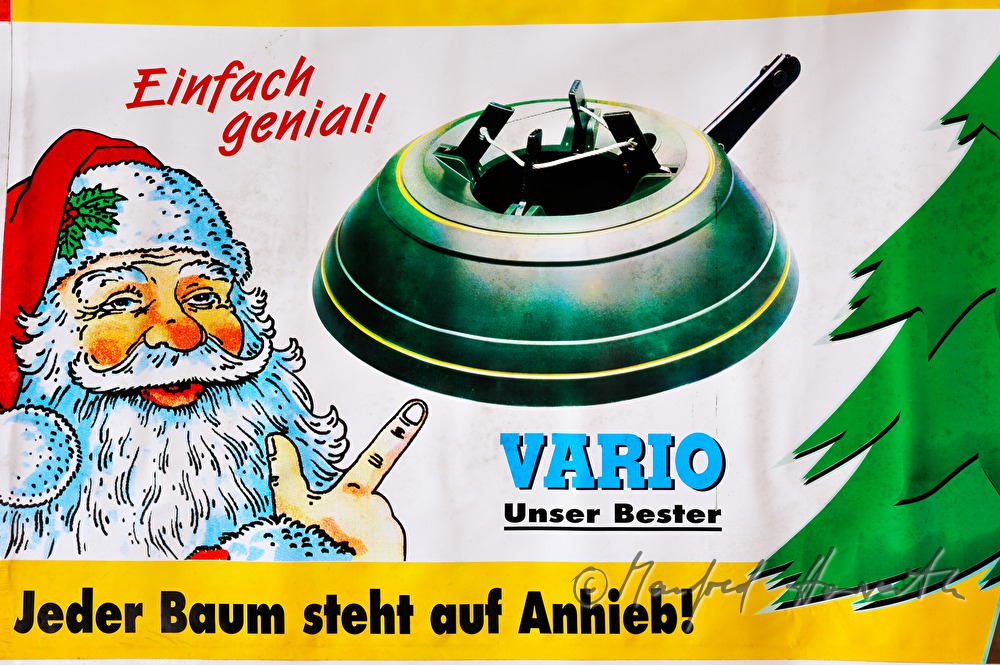 advertising for a Christmas tree holder
