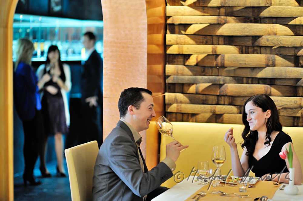 guests having dinner in the Goelles room