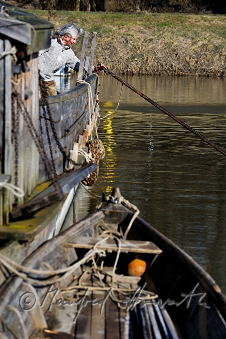 miller landing at his ship mill with a dumb barge