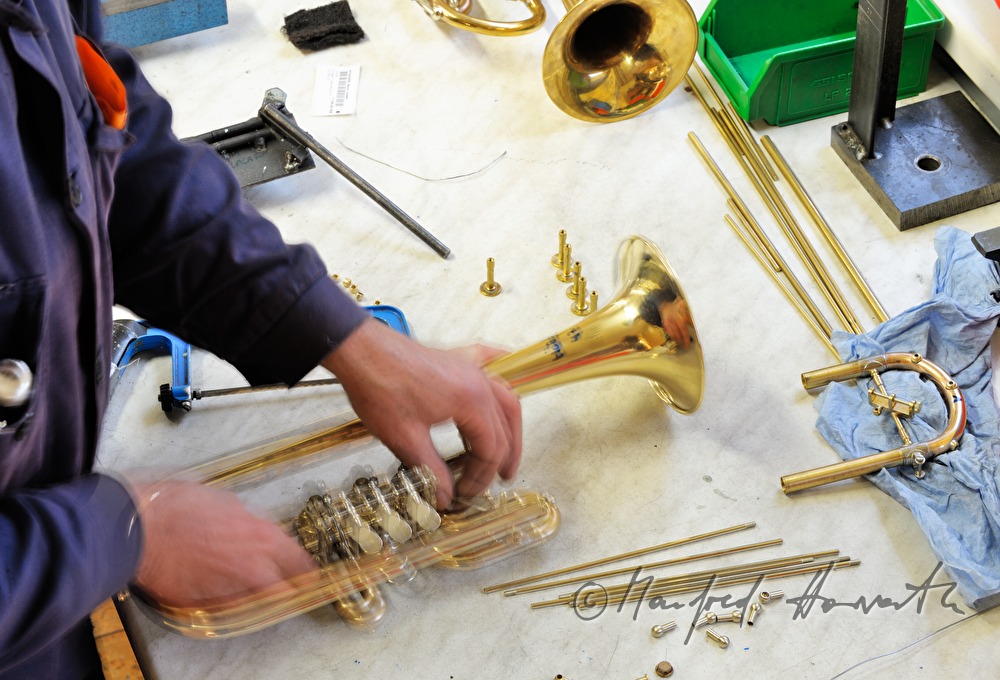 mounting a trumpet from single parts