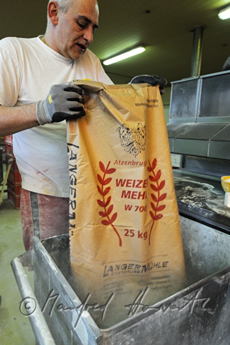 25 kilo wheat flour paper sack