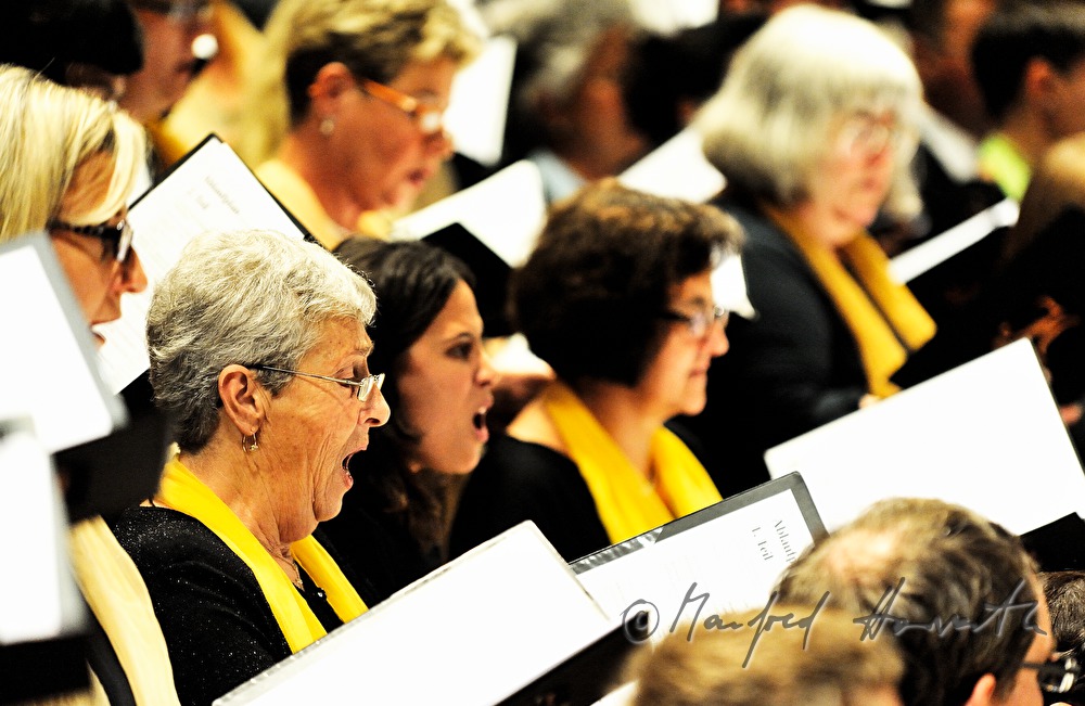 singer of the Haydn Choir in concert