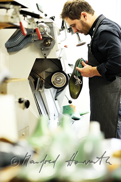 grinding of the sole when making customer shoes