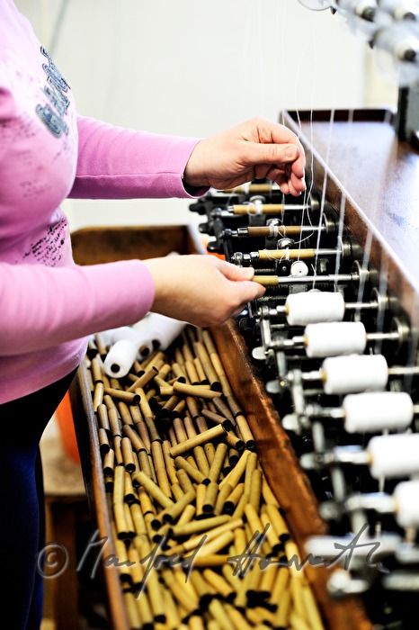 yarn button factory Slesinger:coiling yarn