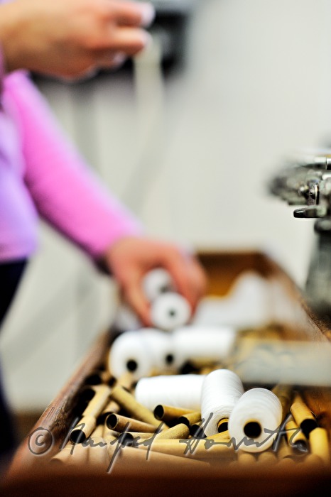 yarn button factory Slesinger:coiling yarn