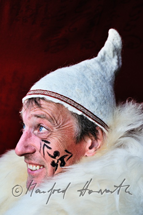 performer with body painting during the Celtic Festival