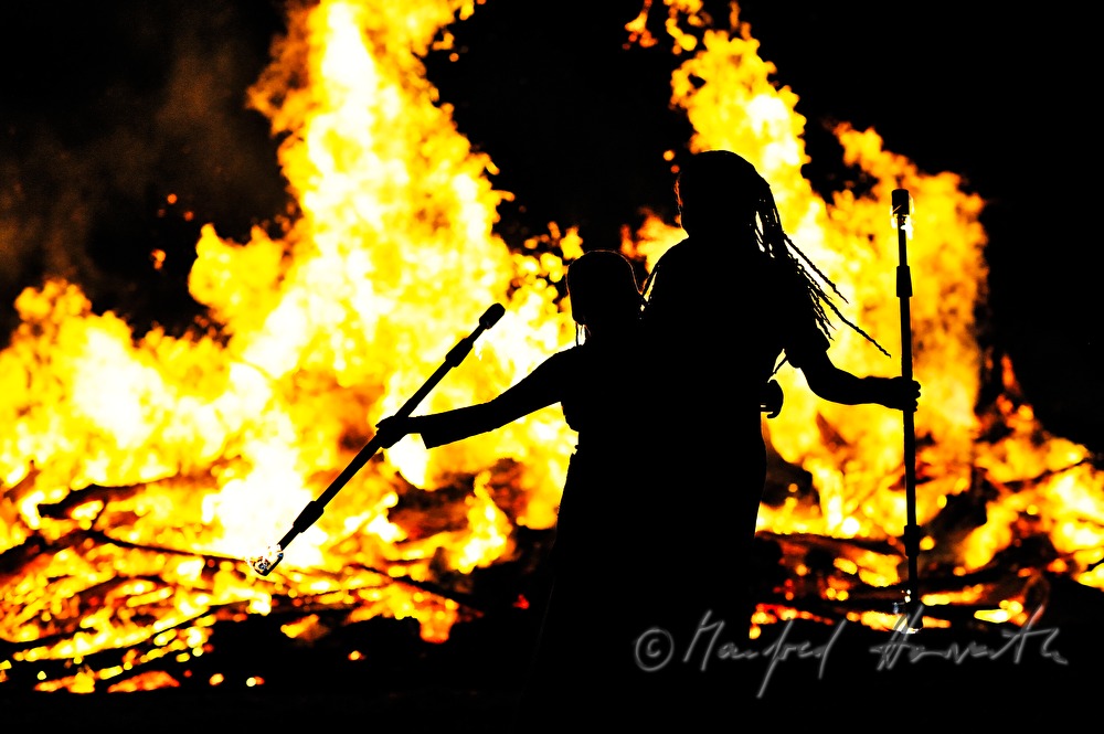 juggler dancing near the solstice fire during the Celtic Festival