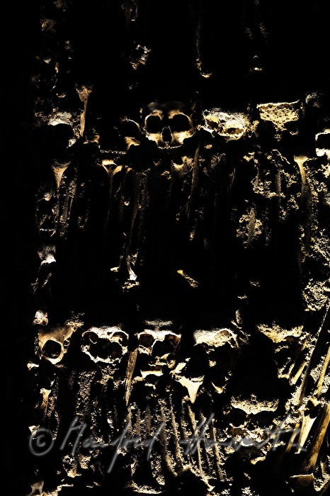 Chapel of Bones (Capela dos Ossos)