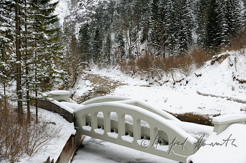 bridge with water pipeline for the hydraulic power plant