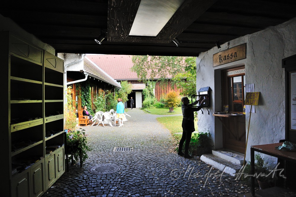 entrance and inner courtyard of the theatre