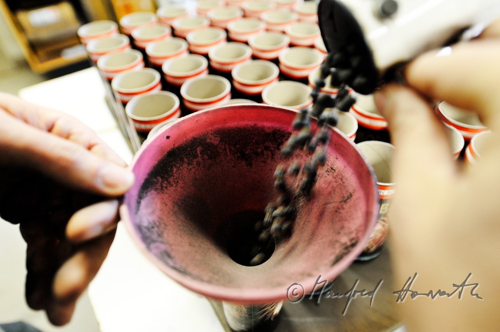 tools for filling fireworks rockets with black powder