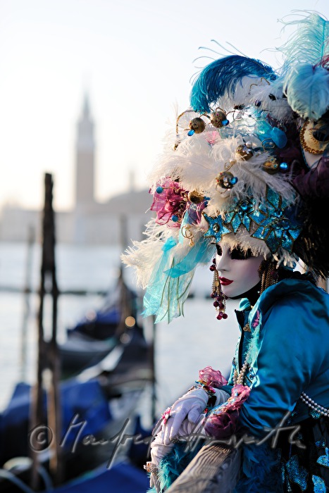 disguised woman at the carnival