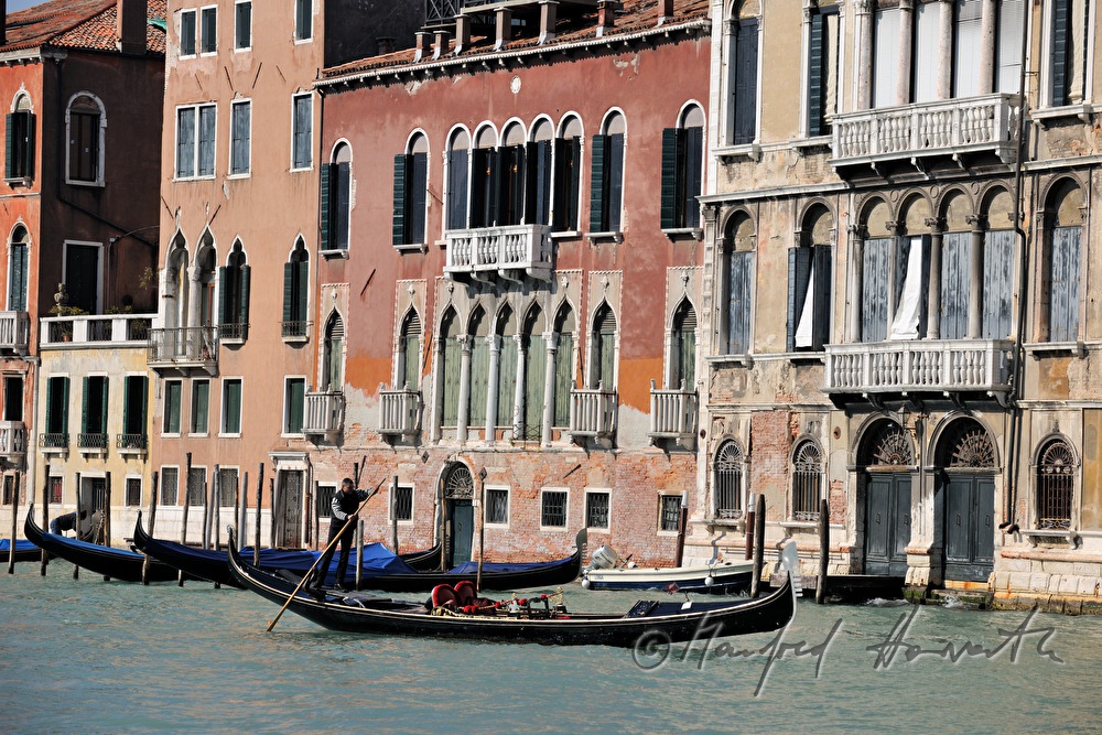 gondola on the Canal Grande near Riva del Carbon