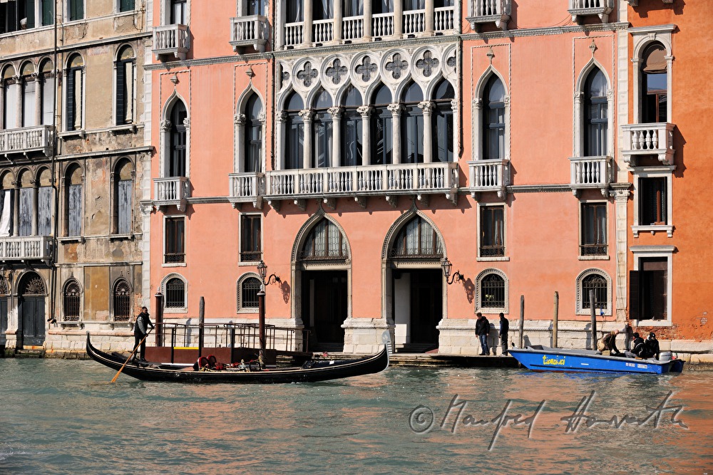 gondola on the Canal Grande near Riva del Carbon