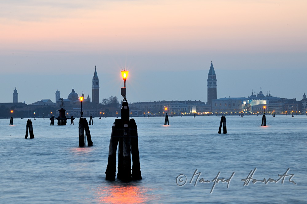 view from Lido to the city center