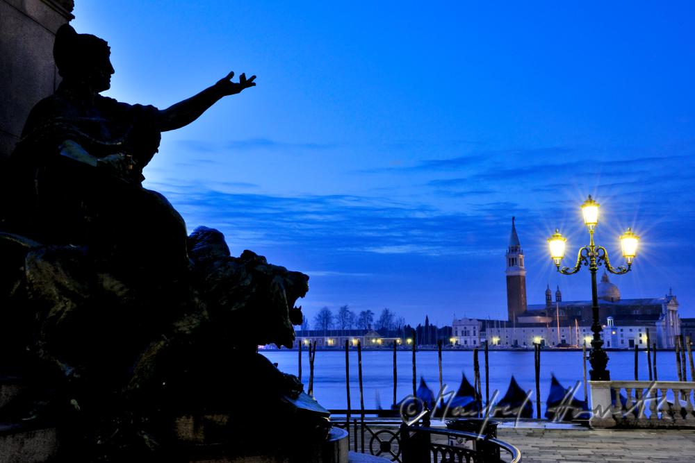 anchoring gondolas and San Giorgio Island and Monumento Vittorio Emanuele II.