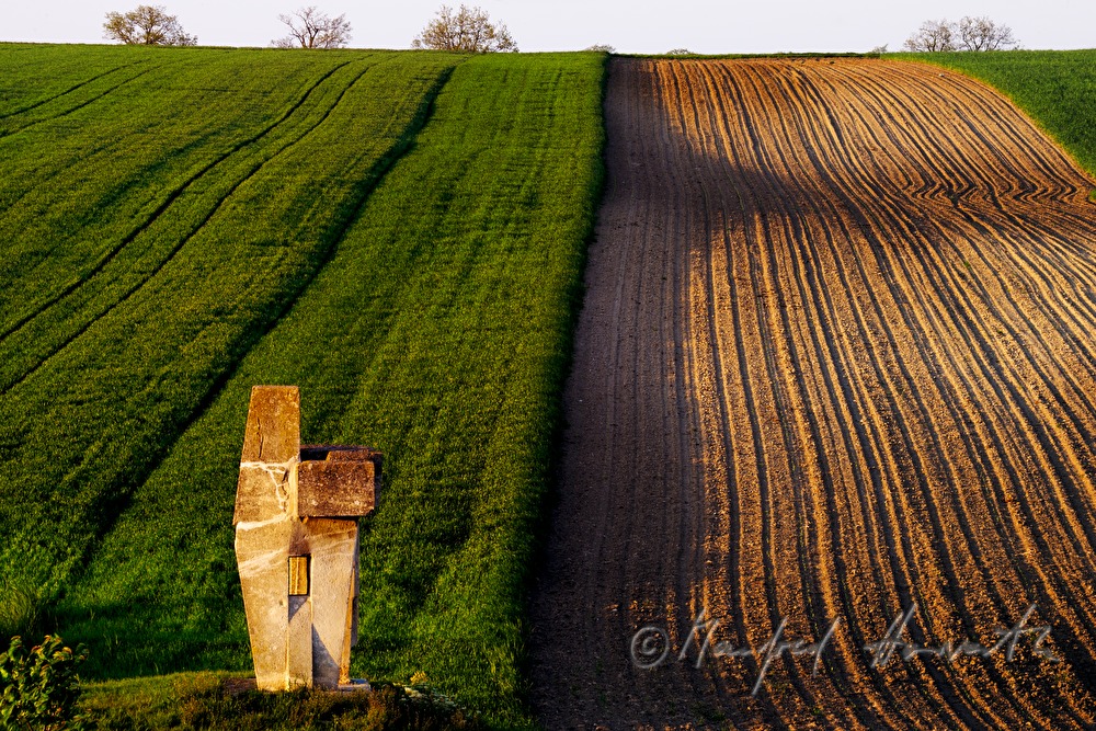 sculptures in the landscape by the artist Karl Prantl