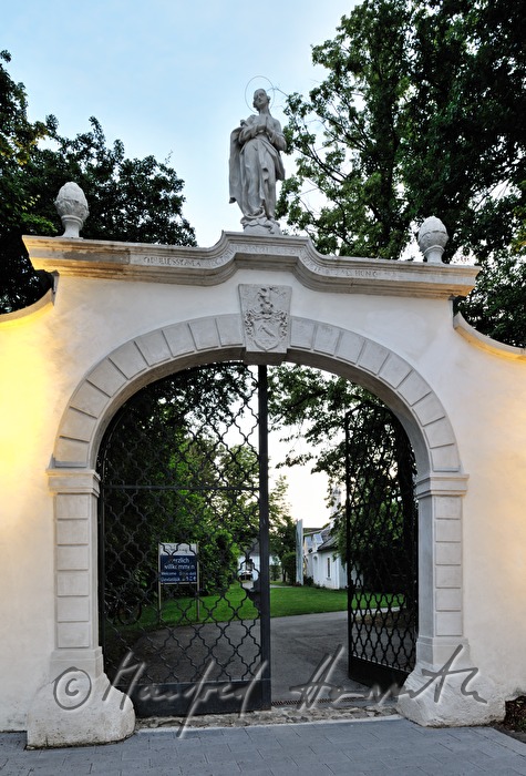 entrance to Liszt-Museum