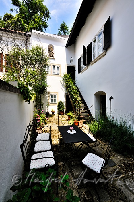 inner courtyard of the Haydn Museum