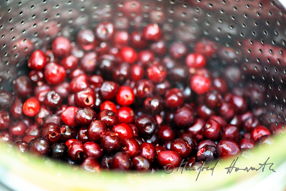 making of cherry juice by vapor processing