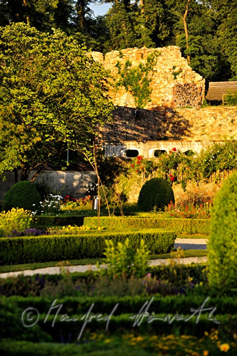 view over the box tree hedge of the tournament garden