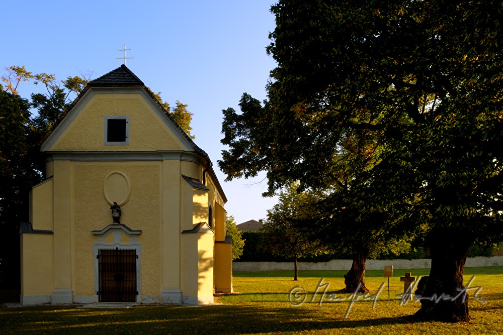 Johannes-Nepomuk Chapel