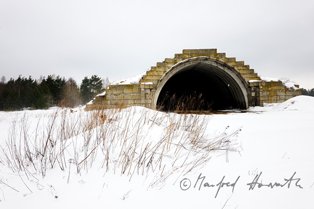 aeroplane hangar of the former Soviet airport Kiltsi