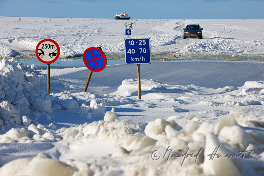 car on the ice road to Vormsi