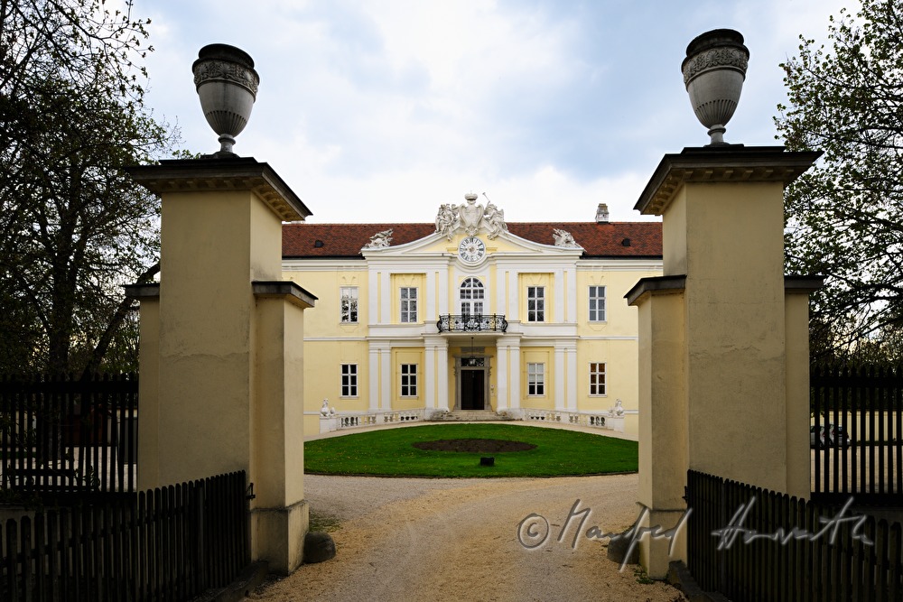 main entrance of Castle Wilfersdorf