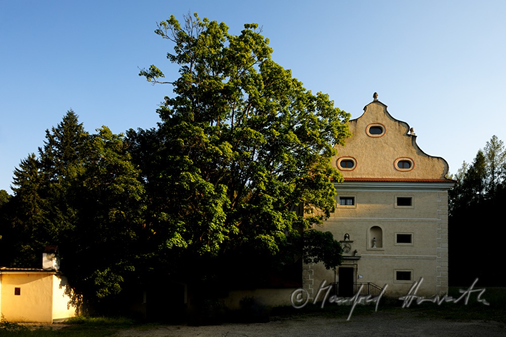 granary from the year 1709