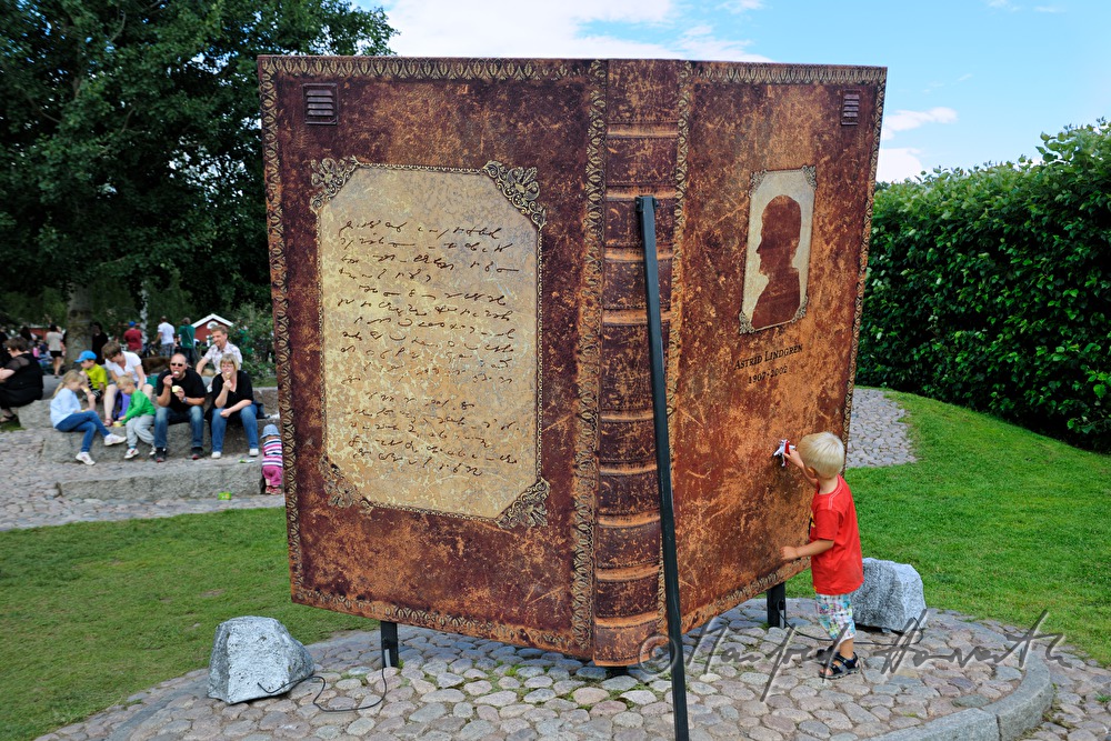 child plays near the Astrid Lindgren Monument