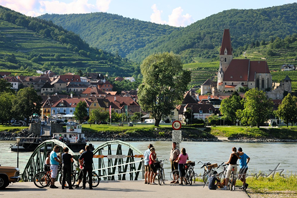 flying bridge from Weissenkirchen - Rossatzbach
