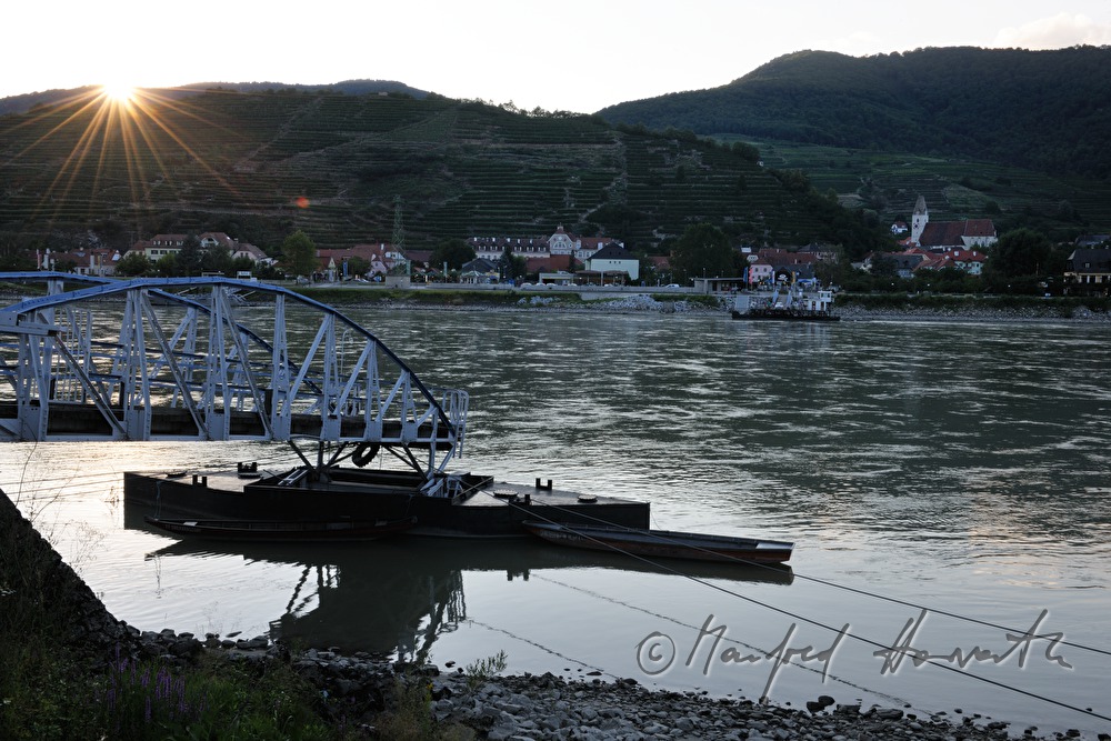the flying bridge crosses the Danube