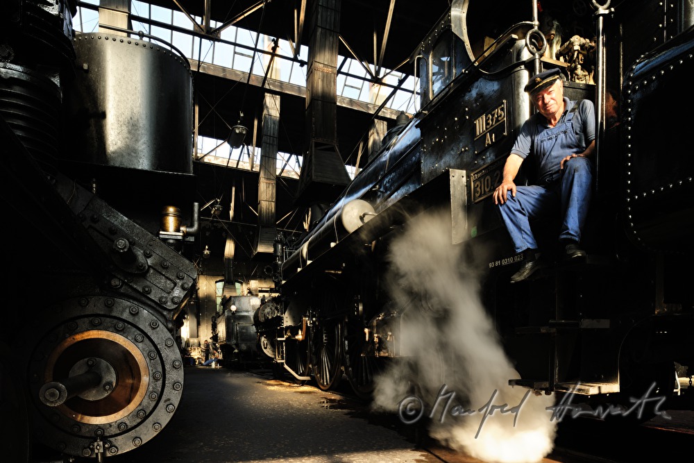 steam locomotive kkStB 310 in the heating house