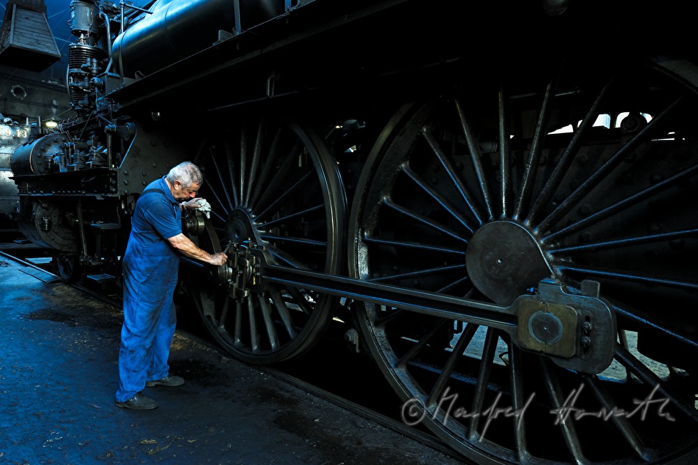 engine driver services his steam locomotive