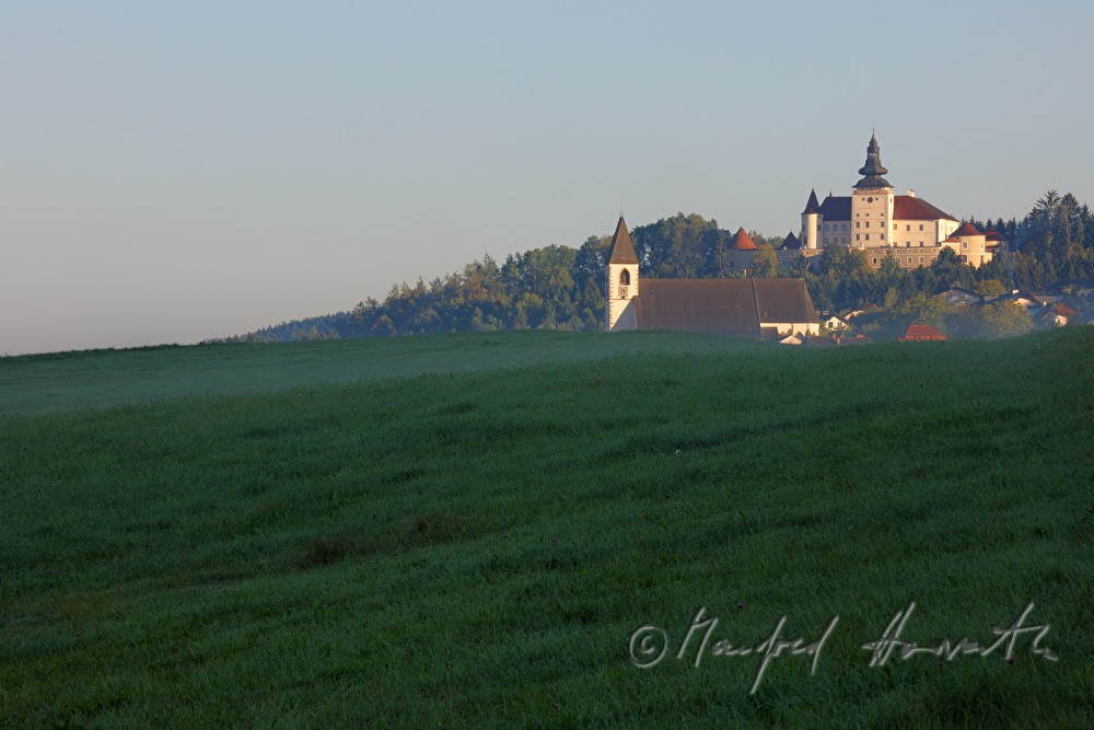 castle Weinberg and church of Kefermarkt