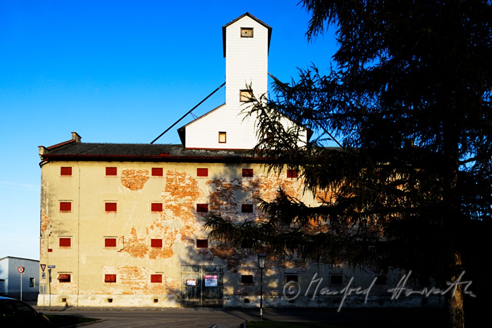 granary with a tower