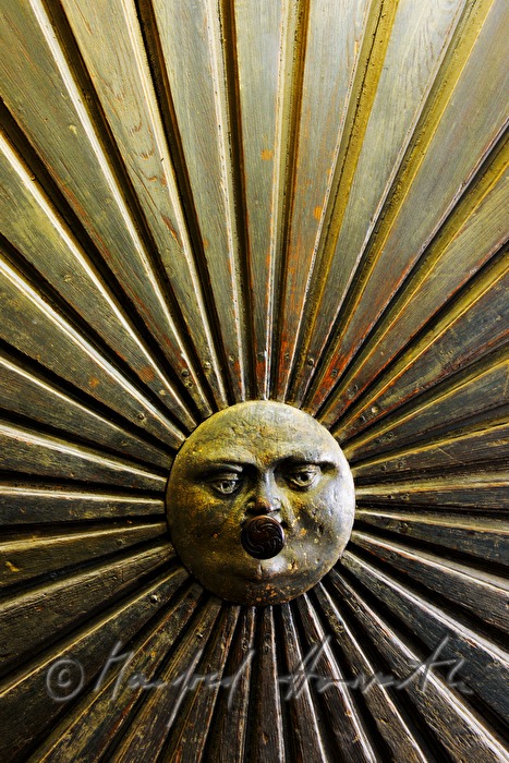entrance door from the 18 th century