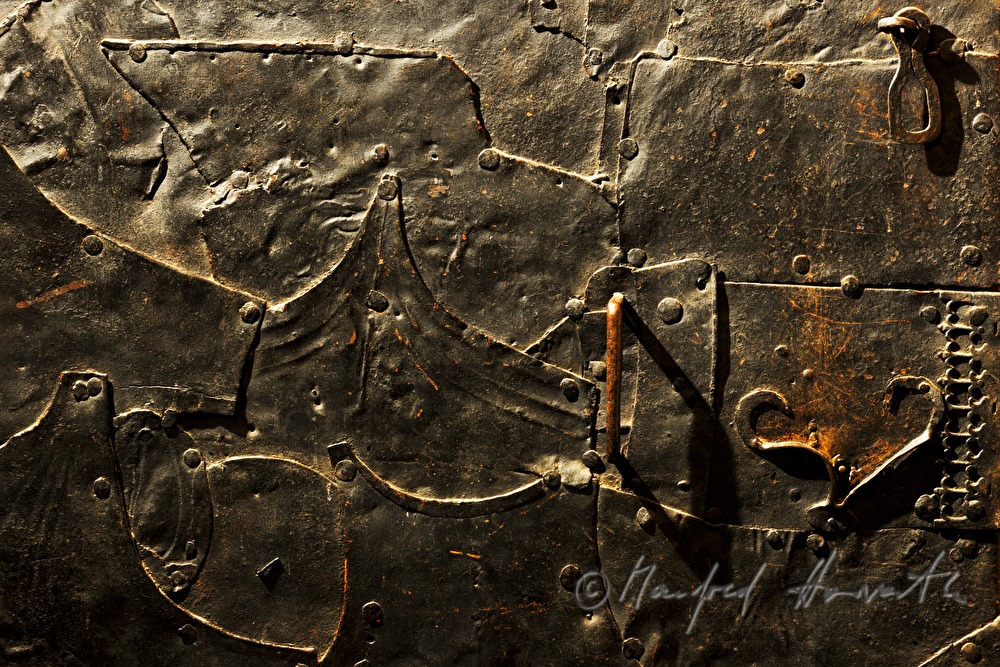 iron-shod entrance door from the 15 th century